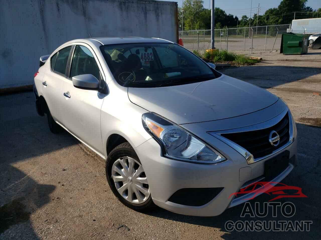 NISSAN VERSA 2019 - 3N1CN7AP7KL844032