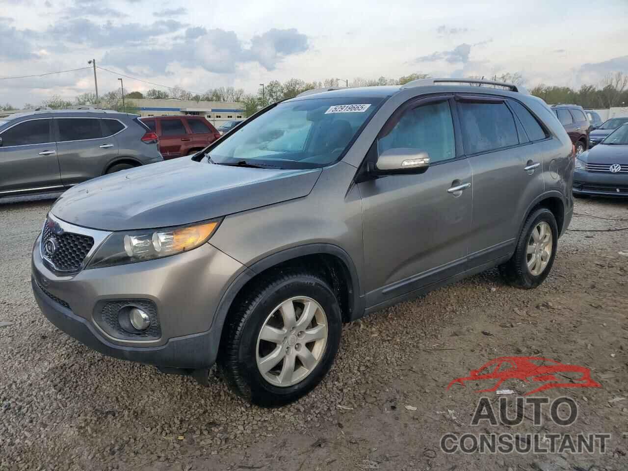 KIA SORENTO 2011 - 5XYKT4A18BG111911