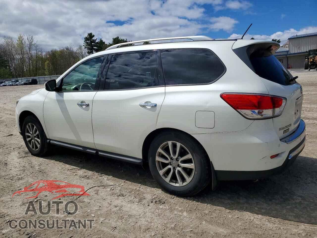 NISSAN PATHFINDER 2015 - 5N1AR2MM9FC620769
