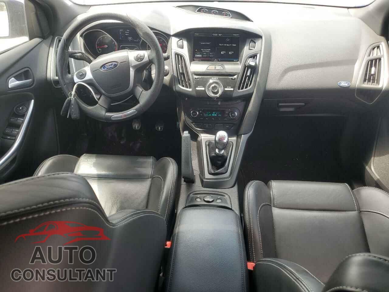 FORD FOCUS 2014 - 1FADP3L98EL243169