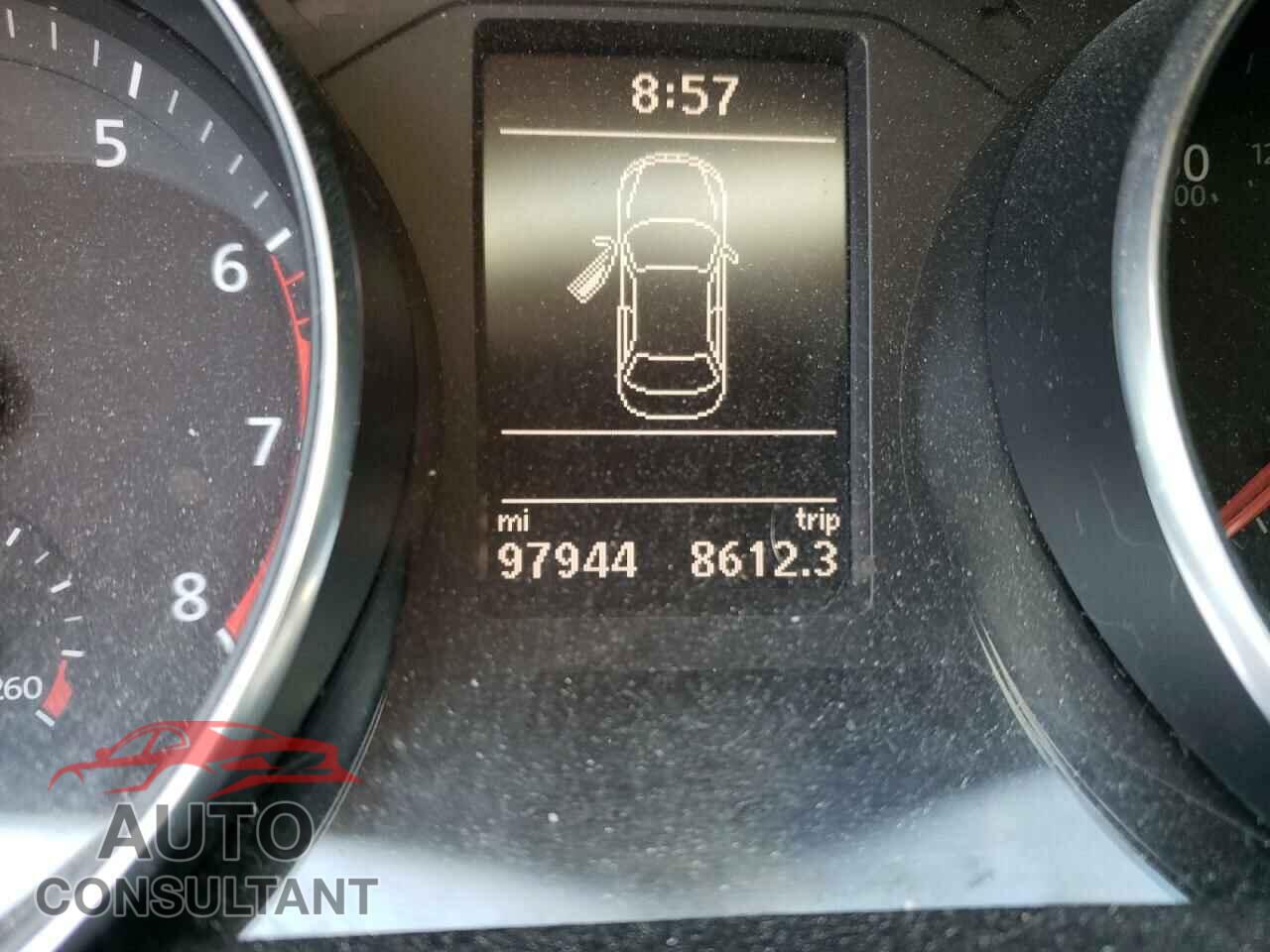 VOLKSWAGEN PASSAT 2017 - 1VWAT7A31HC082695