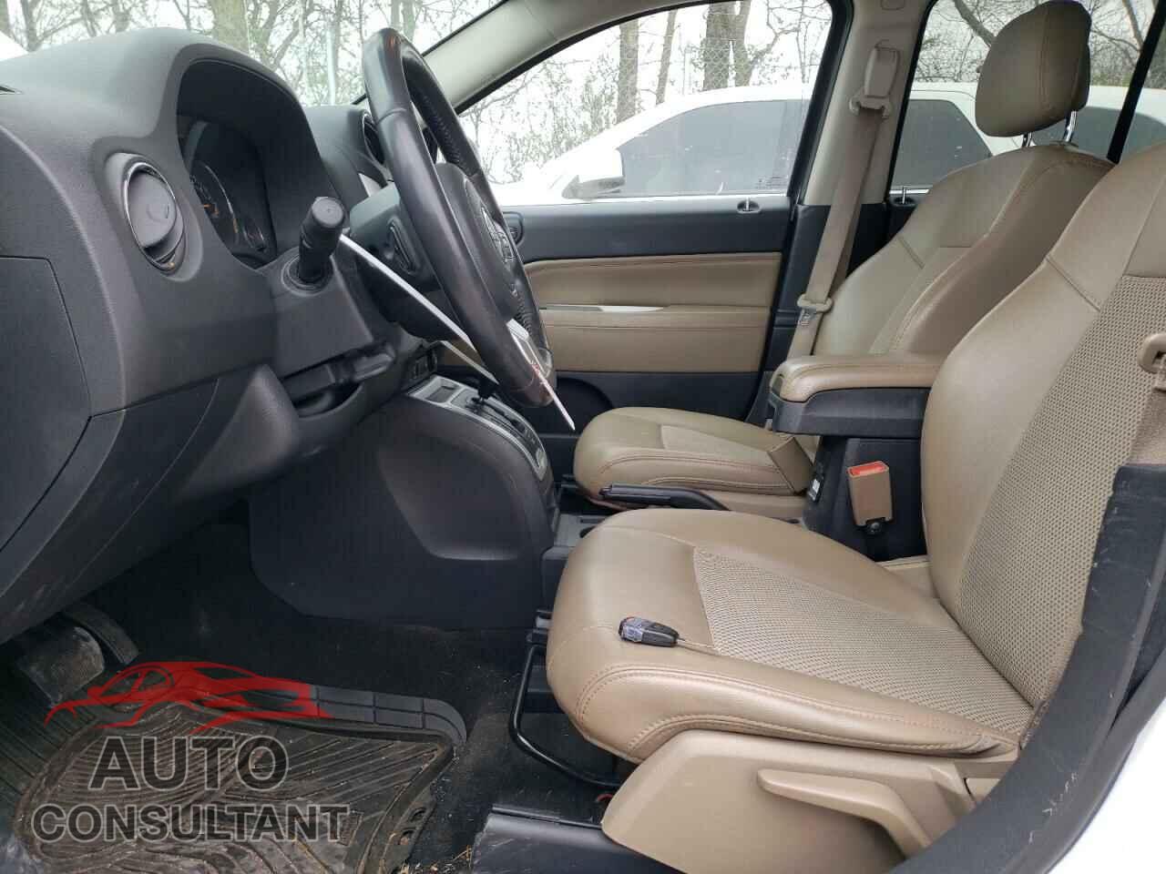 JEEP COMPASS 2016 - 1C4NJCEA0GD769610