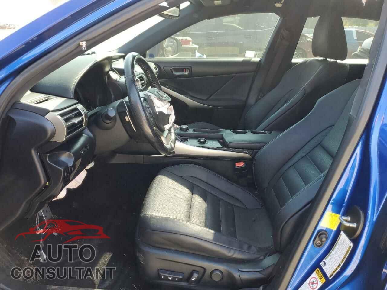 LEXUS IS 2016 - JTHBA1D22G5013724