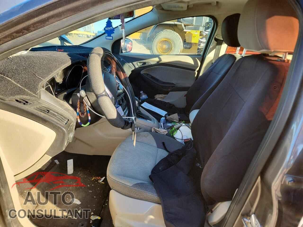 FORD FOCUS 2012 - 1FAHP3F23CL470170