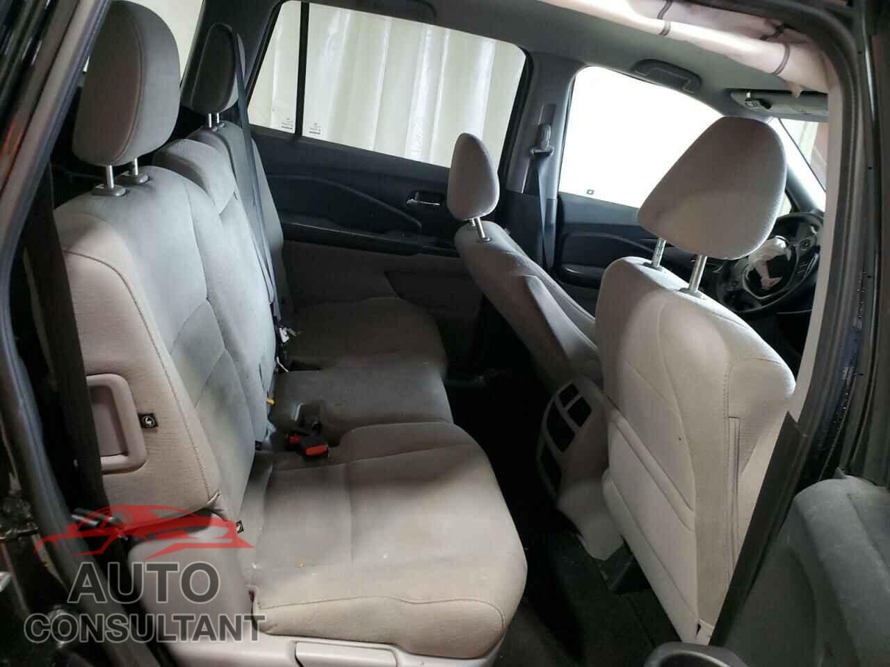 HONDA PILOT 2017 - 5FNYF6H14HB053606