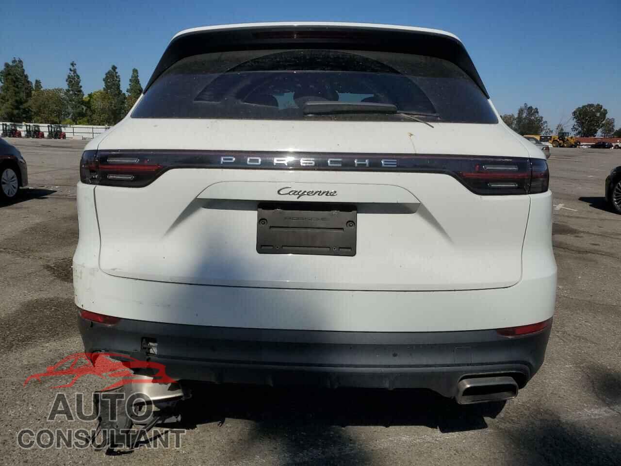 PORSCHE CAYENNE 2019 - WP1AA2AY8KDA18516