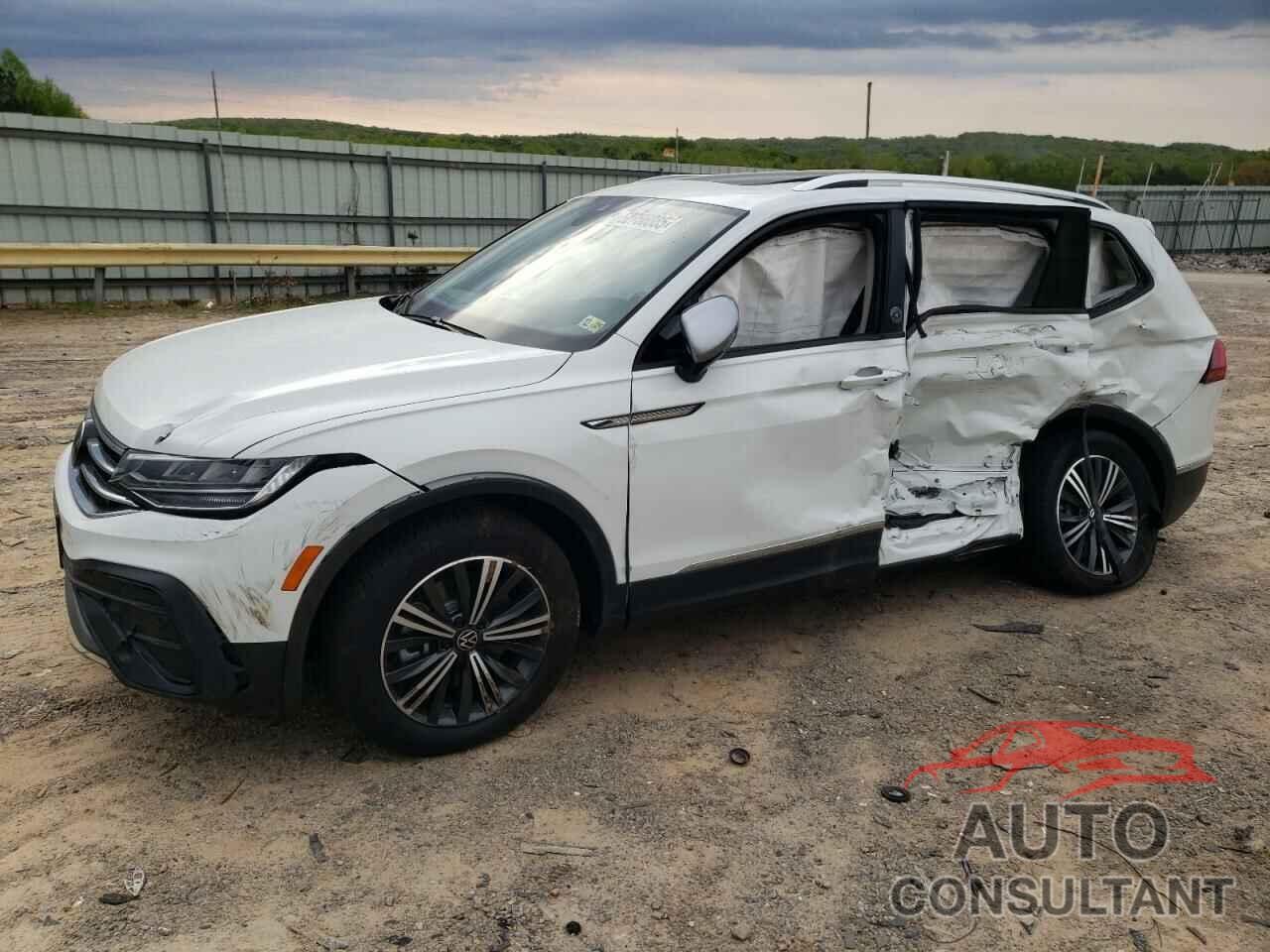 VOLKSWAGEN TIGUAN 2024 - 3VVAB7AXXRM231633