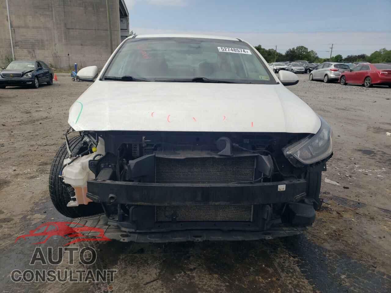 HYUNDAI ACCENT 2018 - 3KPC24A3XJE025309