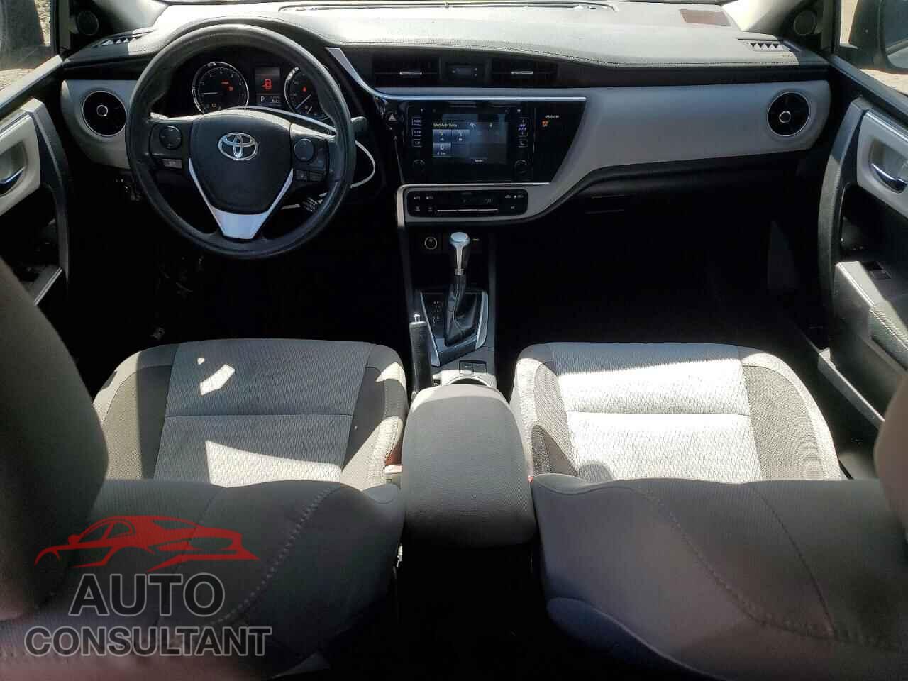 TOYOTA COROLLA 2017 - 2T1BURHE4HC747975