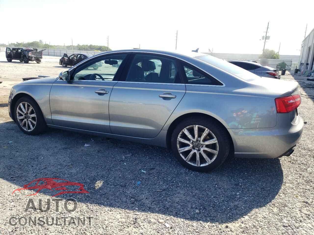 AUDI A6 2013 - WAUGFAFC8DN084742