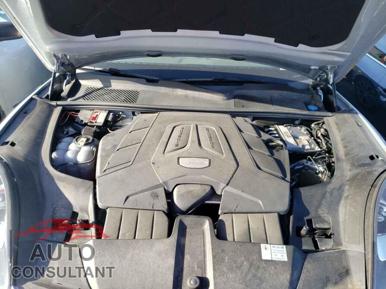 PORSCHE CAYENNE 2019 - WP1AA2AY1KDA11584