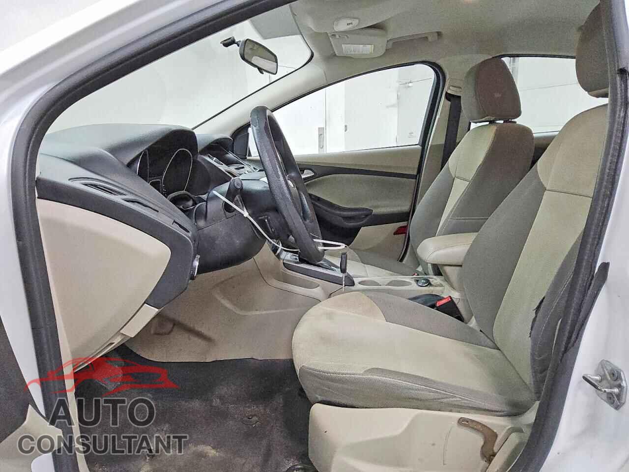 FORD FOCUS 2014 - 1FADP3F23EL446484