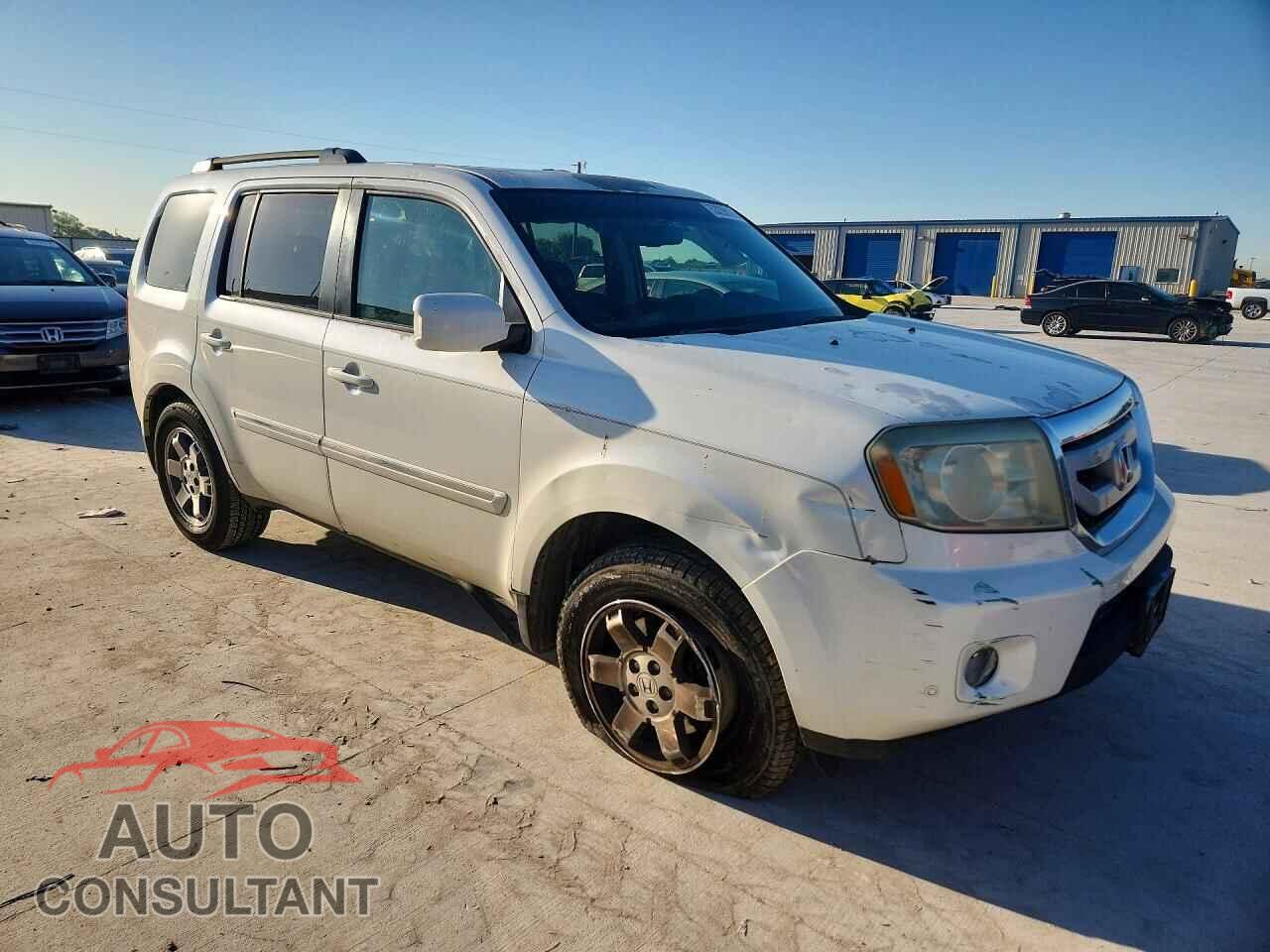 HONDA PILOT 2011 - 5FNYF3H90BB032389