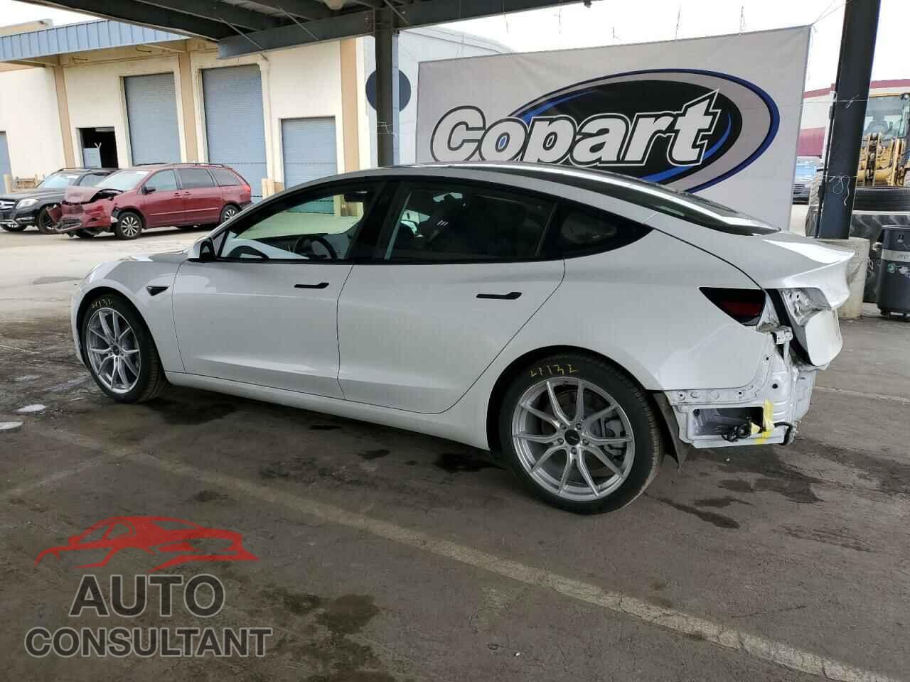 TESLA MODEL 3 2021 - 5YJ3E1EA1MF072130