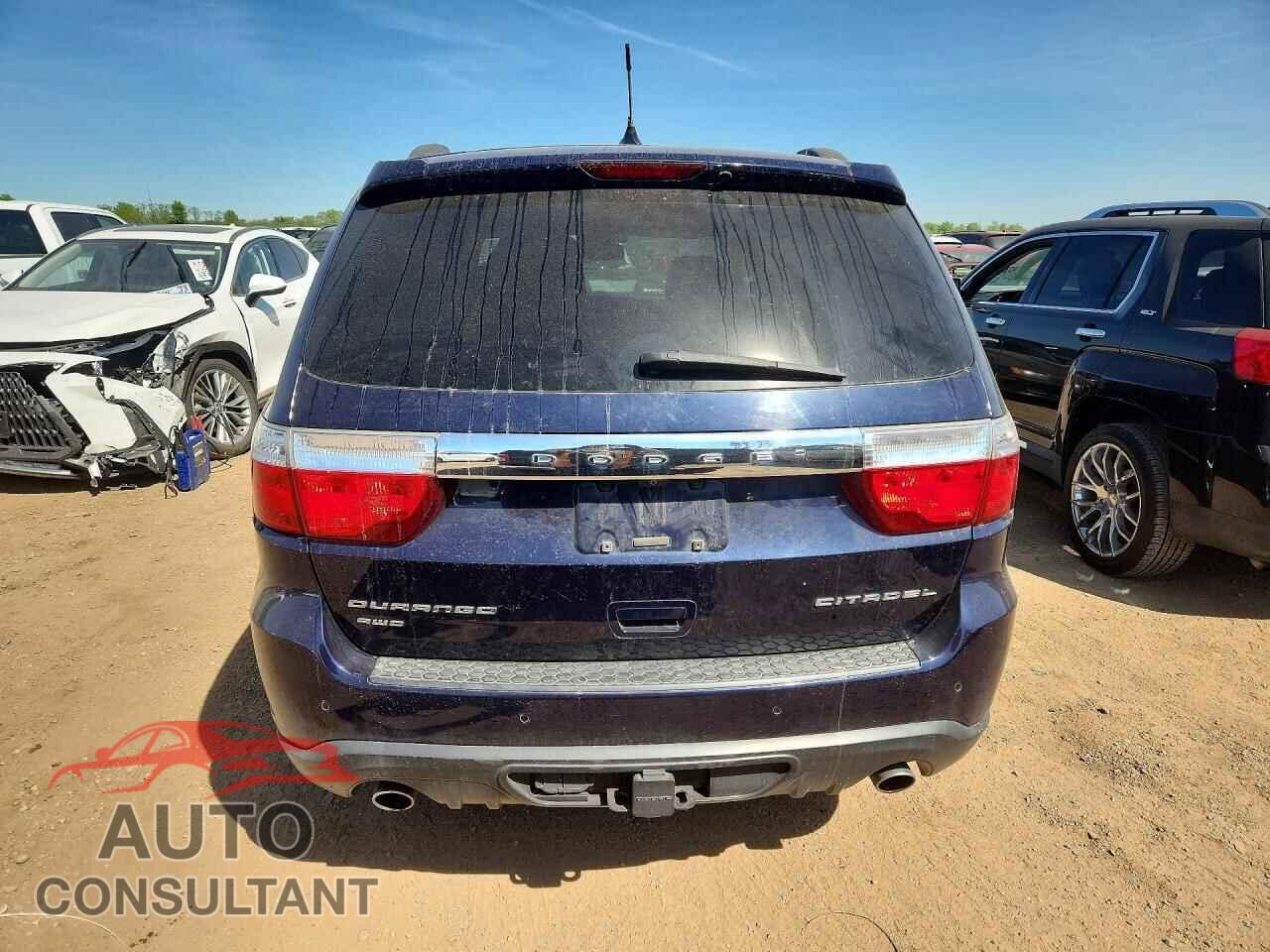DODGE DURANGO 2013 - 1C4SDJET4DC565801
