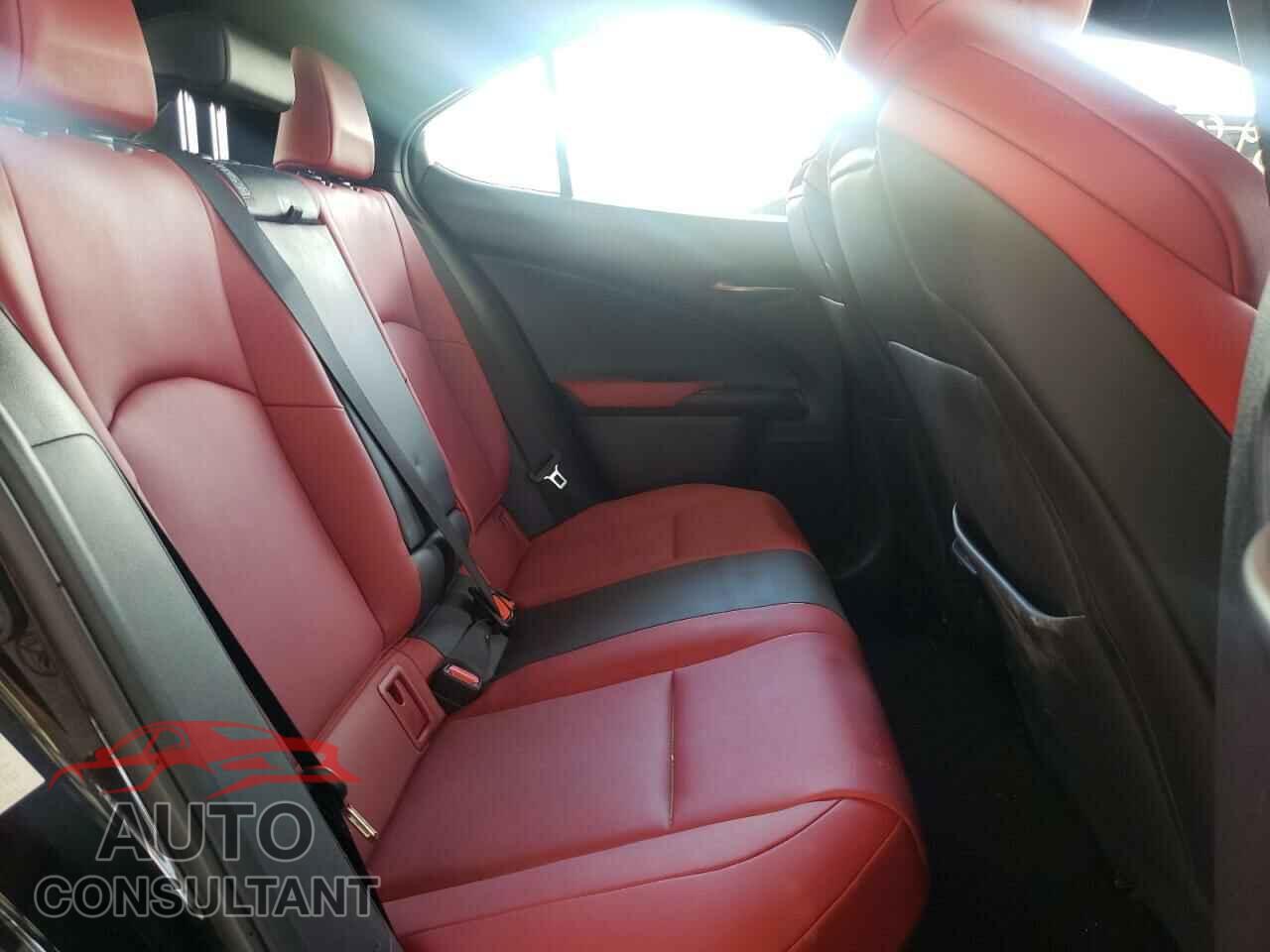 LEXUS UX 200 2019 - JTHY3JBH9K2004976