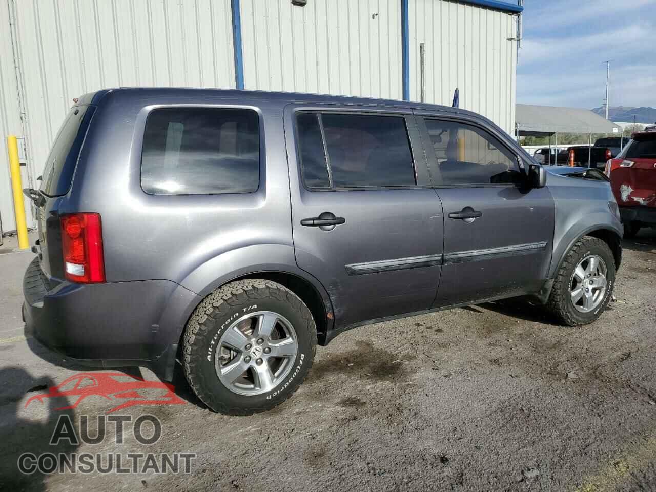 HONDA PILOT 2015 - 5FNYF3H26FB012902