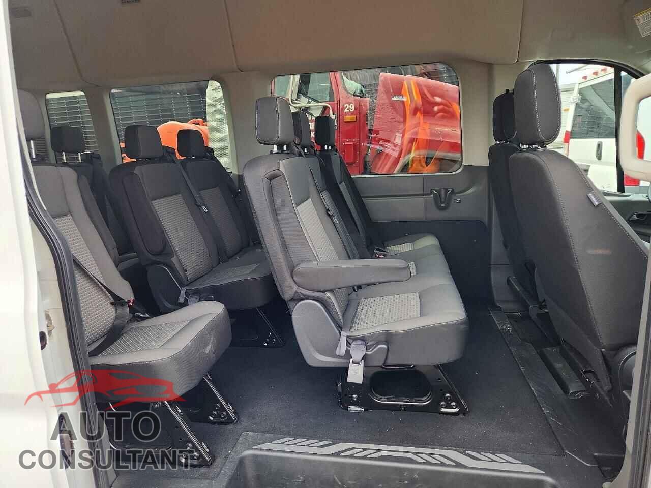 FORD TRANSIT 2025 - 1FBAX2X82SKA56721