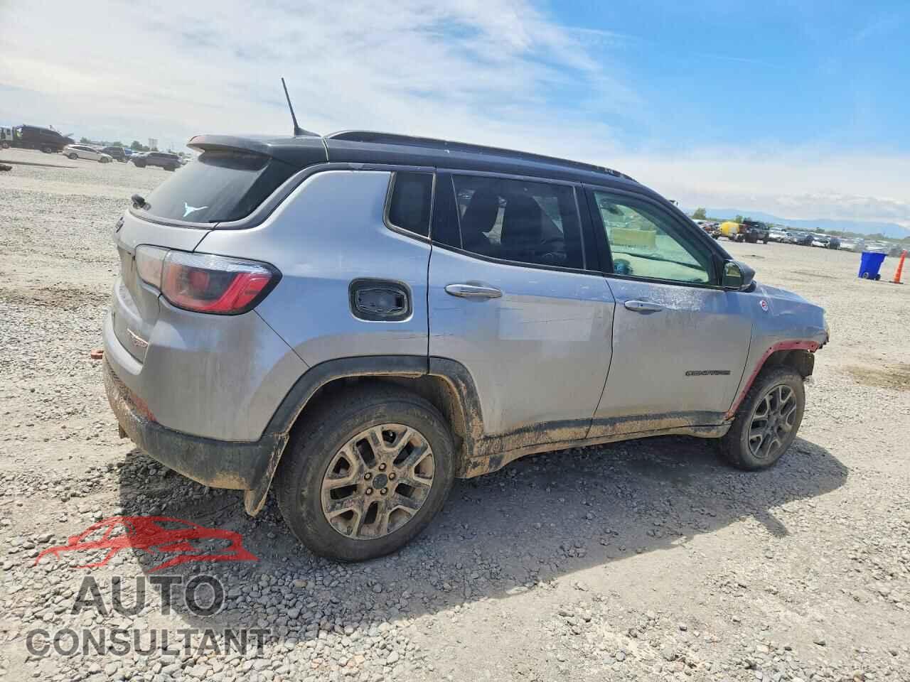 JEEP COMPASS 2019 - 3C4NJDDB7KT667725