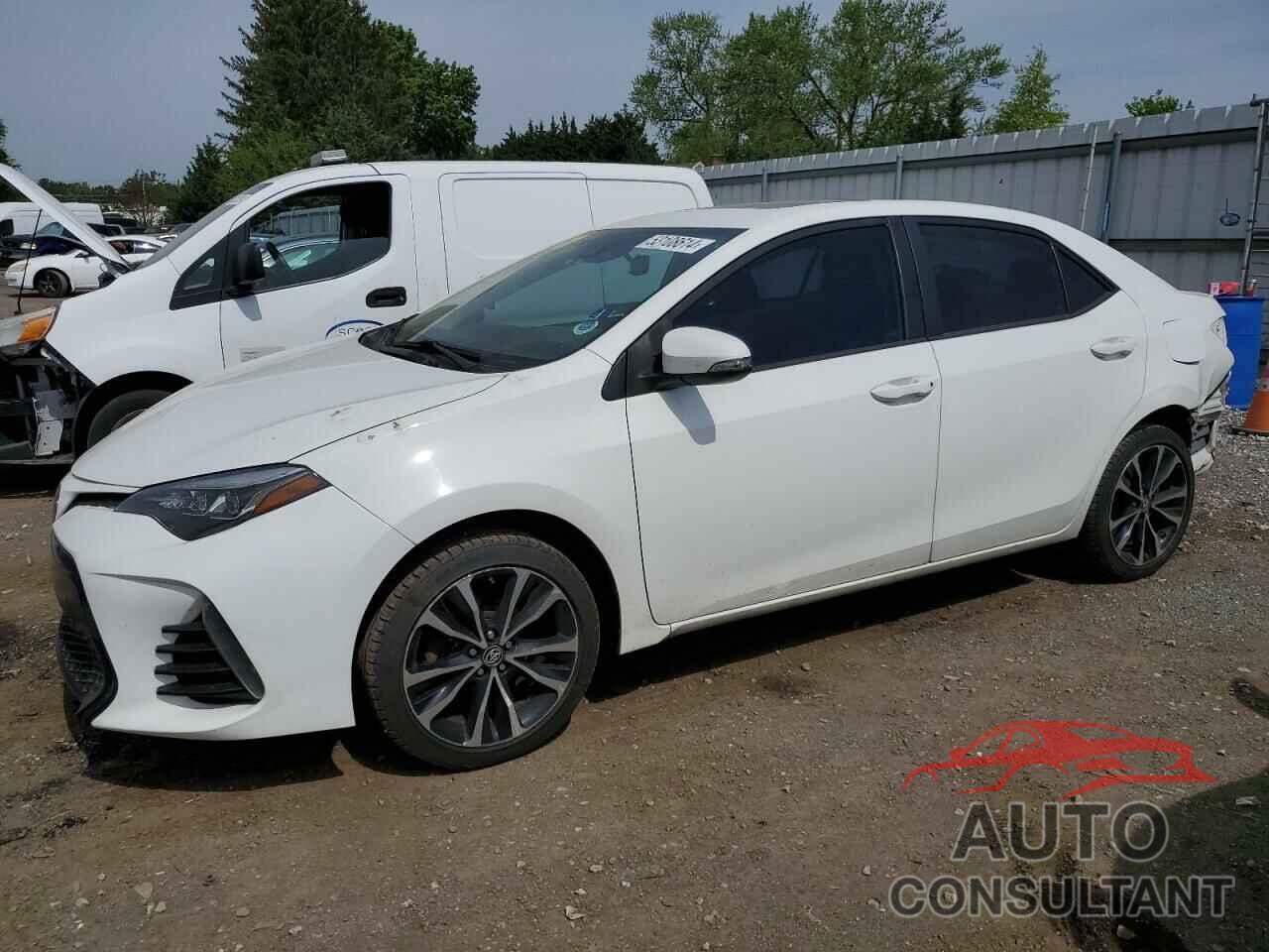 TOYOTA COROLLA 2018 - 5YFBURHE3JP807217