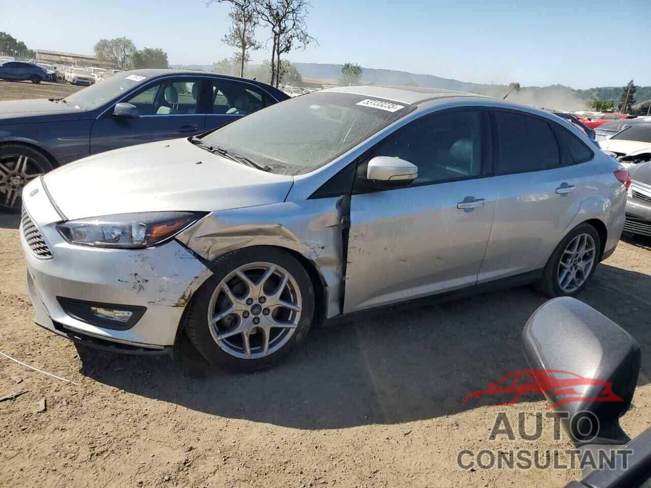 FORD FOCUS 2015 - 1FADP3F24FL326906