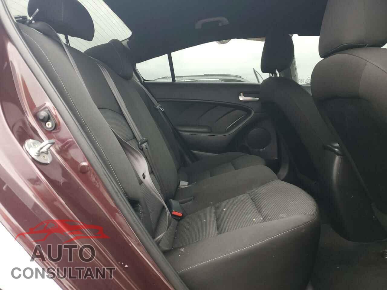 KIA FORTE 2017 - 3KPFK4A72HE096420