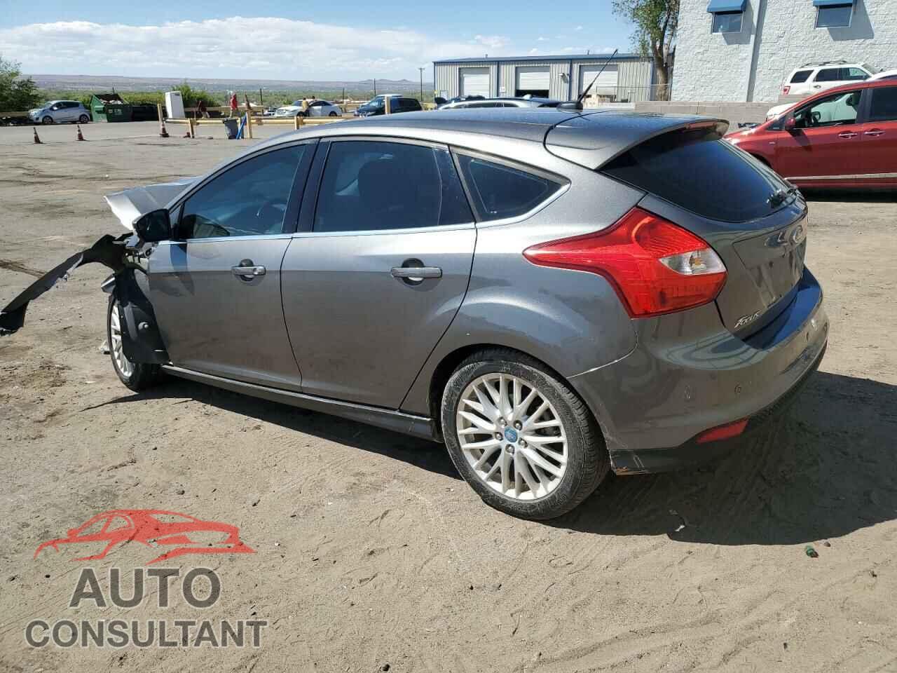 FORD FOCUS 2012 - 1FAHP3M26CL410824