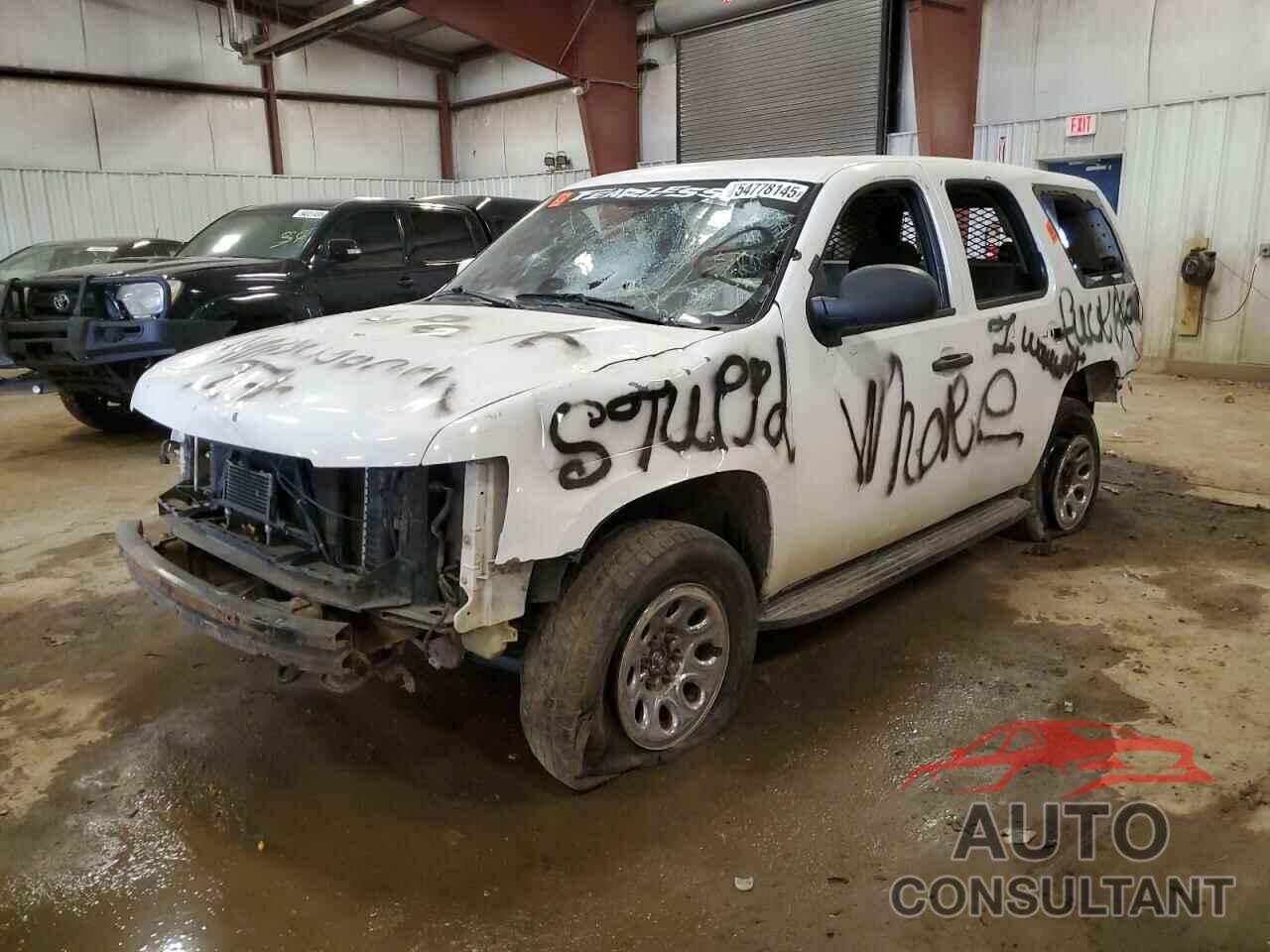 CHEVROLET TAHOE 2013 - 1GNSK2E03DR147932