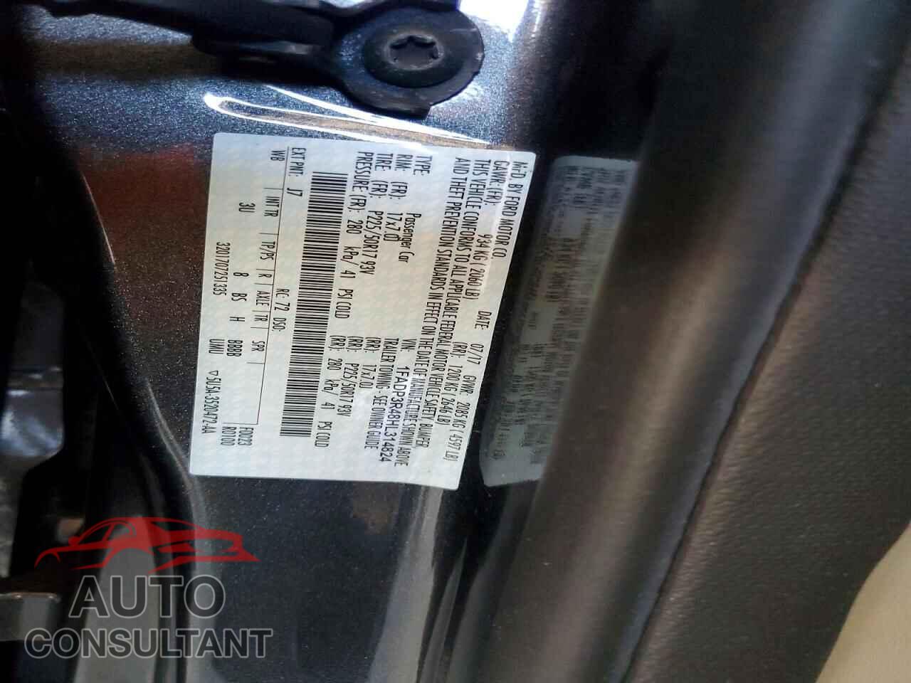 FORD FOCUS 2017 - 1FADP3R48HL314824