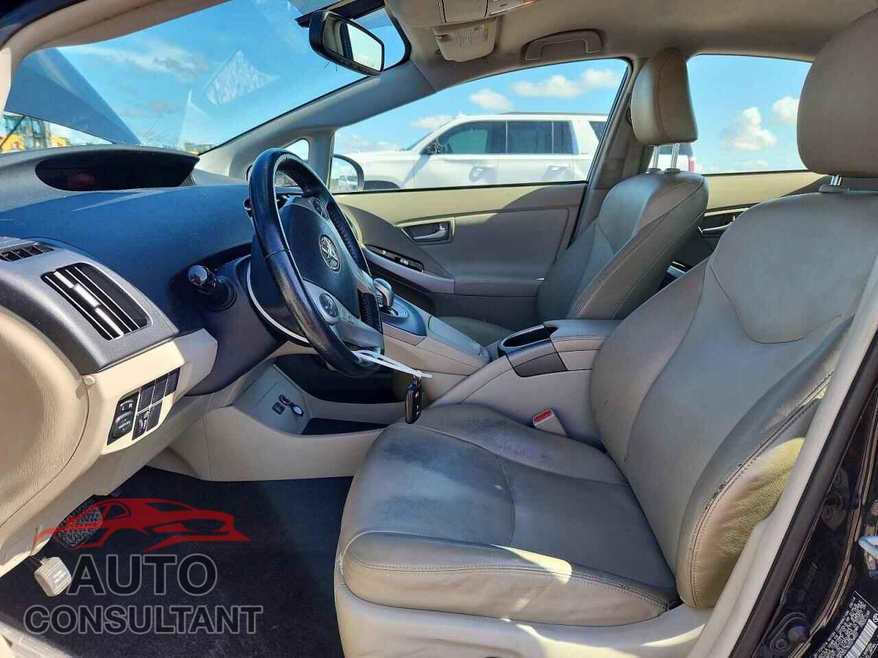 TOYOTA PRIUS 2014 - JTDKN3DU7E0374931