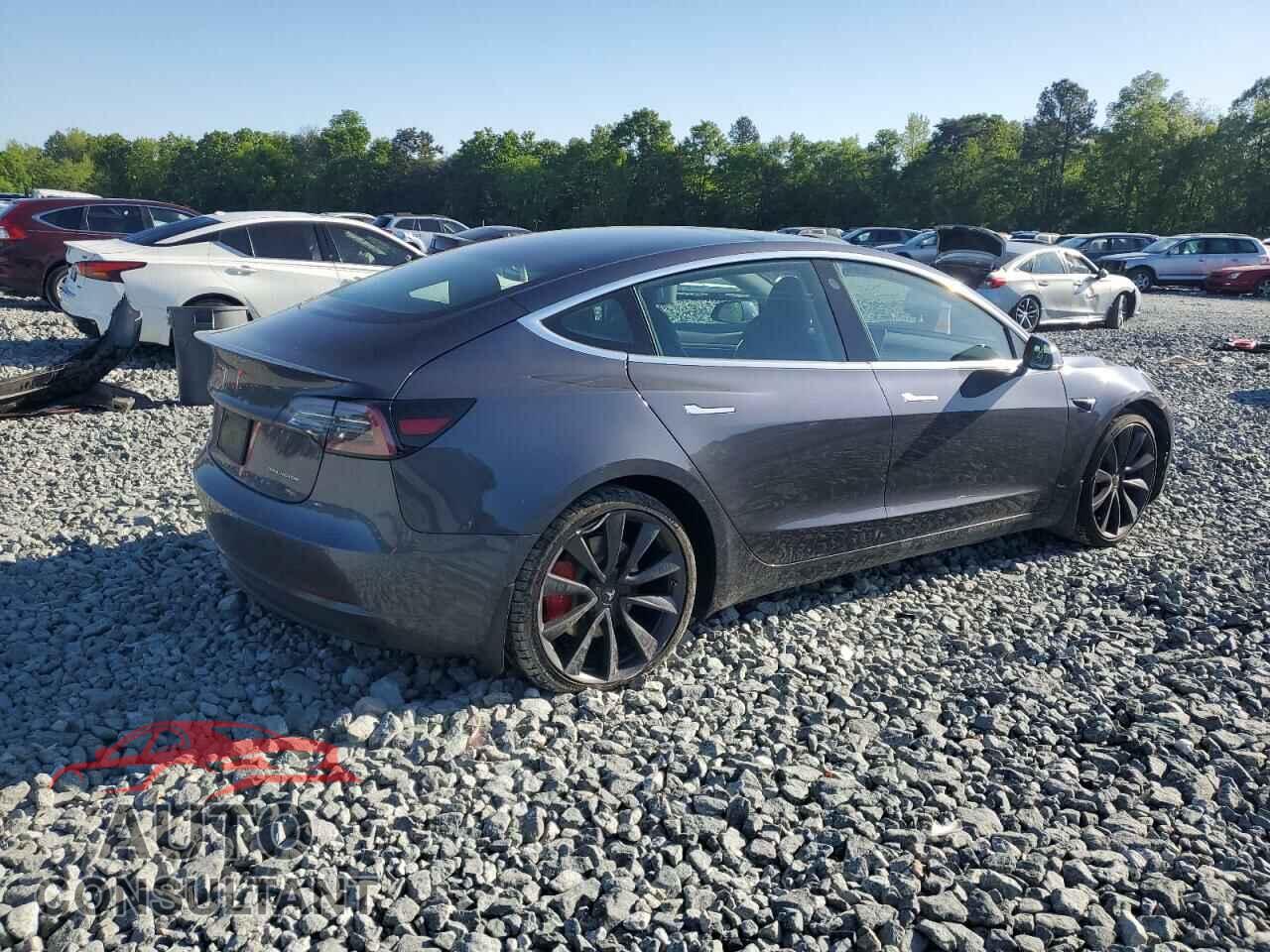 TESLA MODEL 3 2020 - 5YJ3E1EC8LF623685