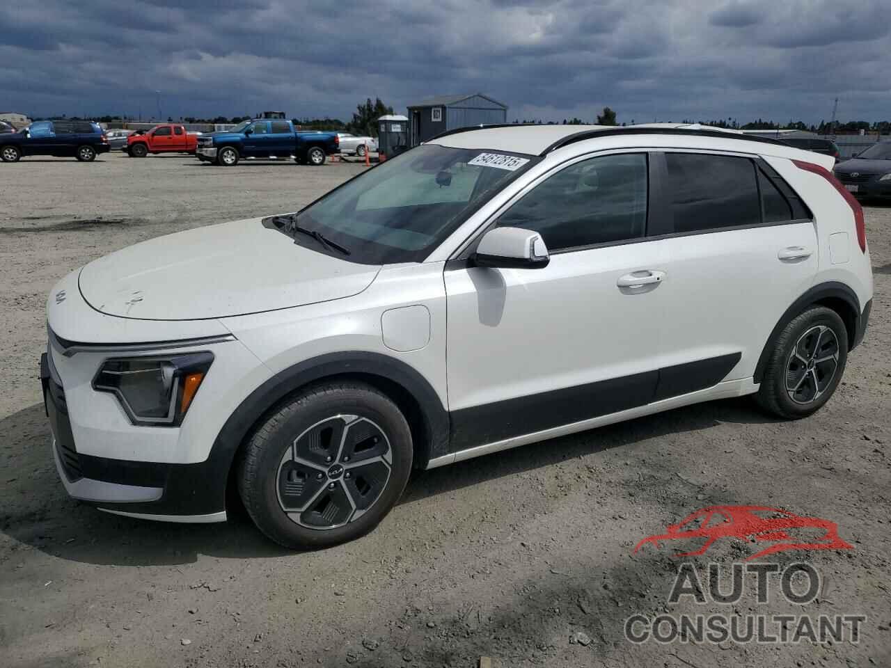 KIA NIRO 2023 - KNDCS3LFXP5054752