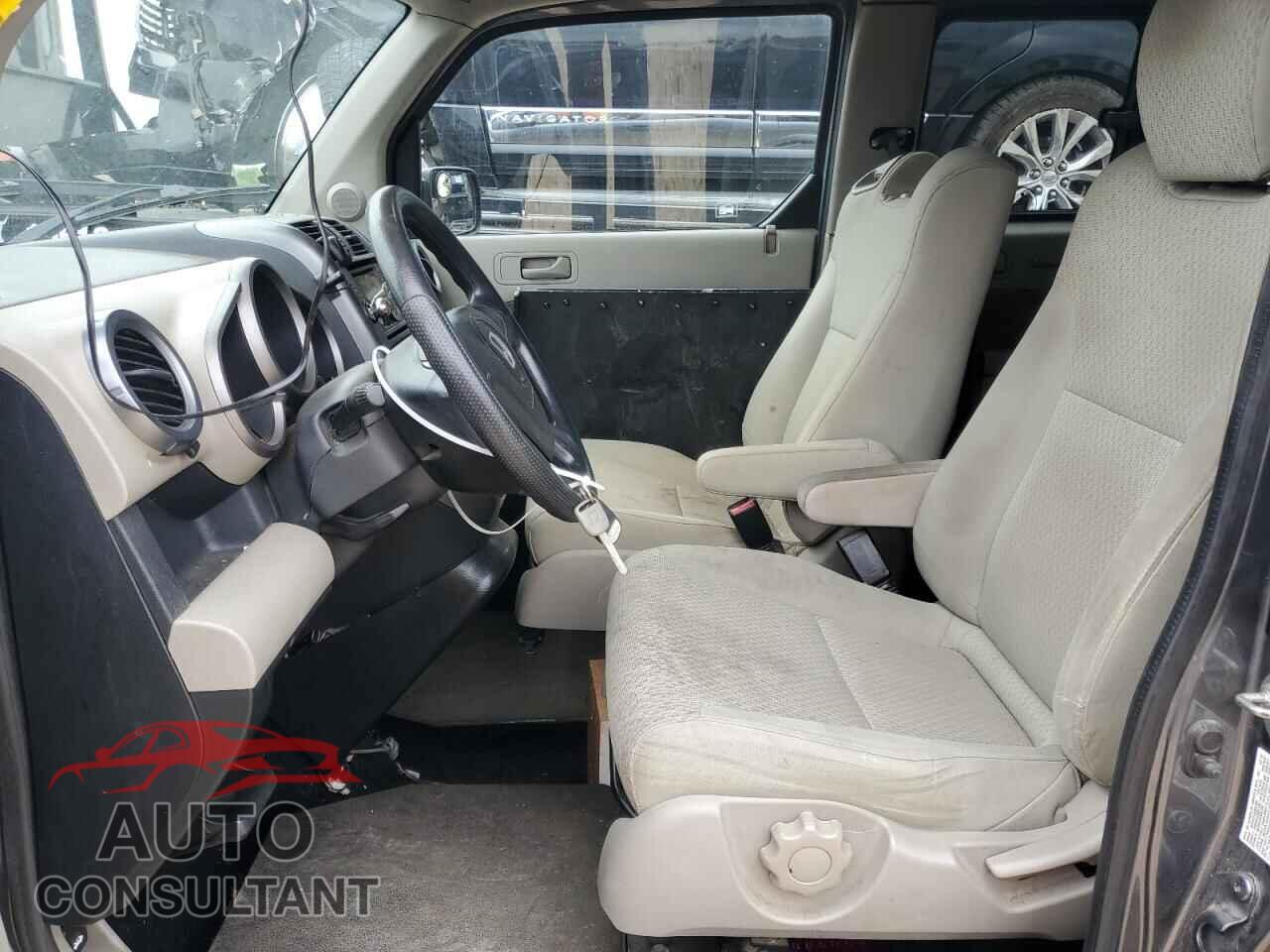 HONDA ELEMENT 2011 - 5J6YH1H79BL001064