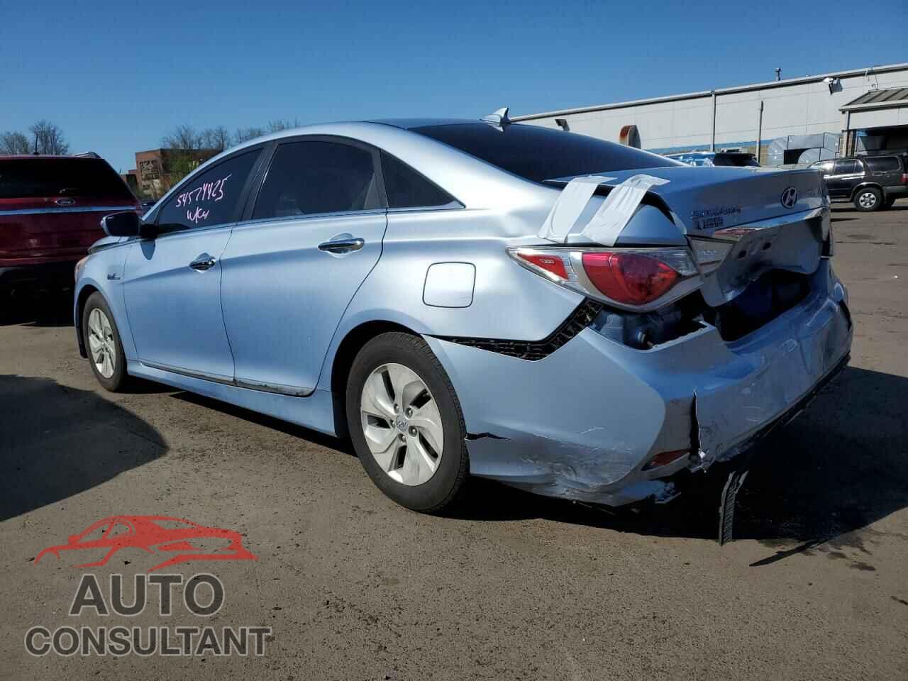 HYUNDAI SONATA 2013 - KMHEC4A47DA071312