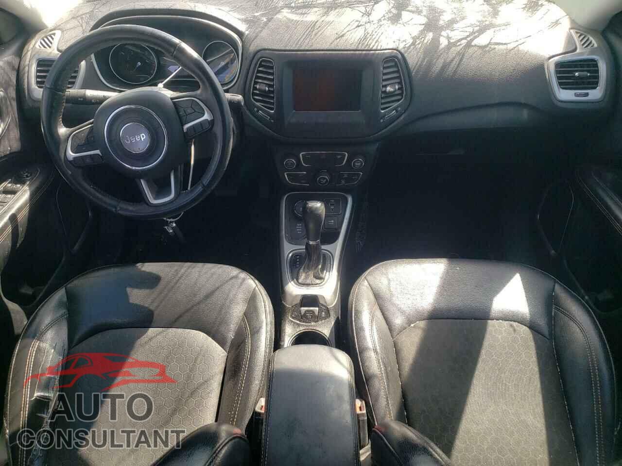 JEEP COMPASS 2018 - 3C4NJDBB4JT455611