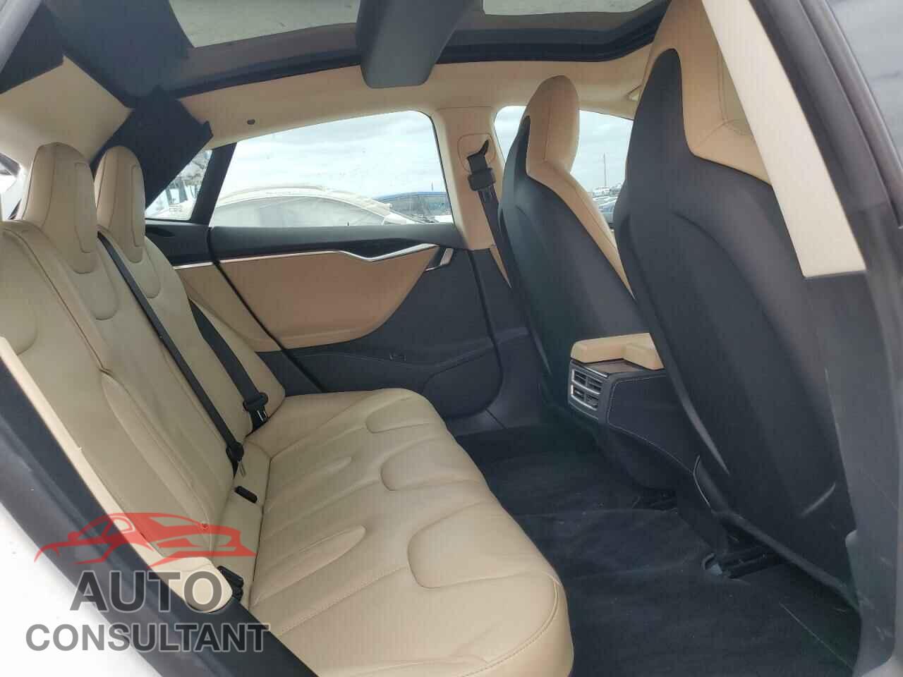 TESLA MODEL S 2015 - 5YJSA1H15FFP68043