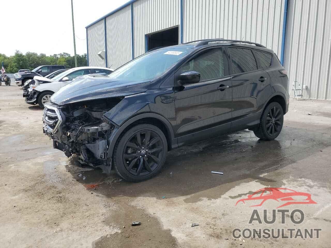 FORD ESCAPE 2017 - 1FMCU0GD8HUC84732