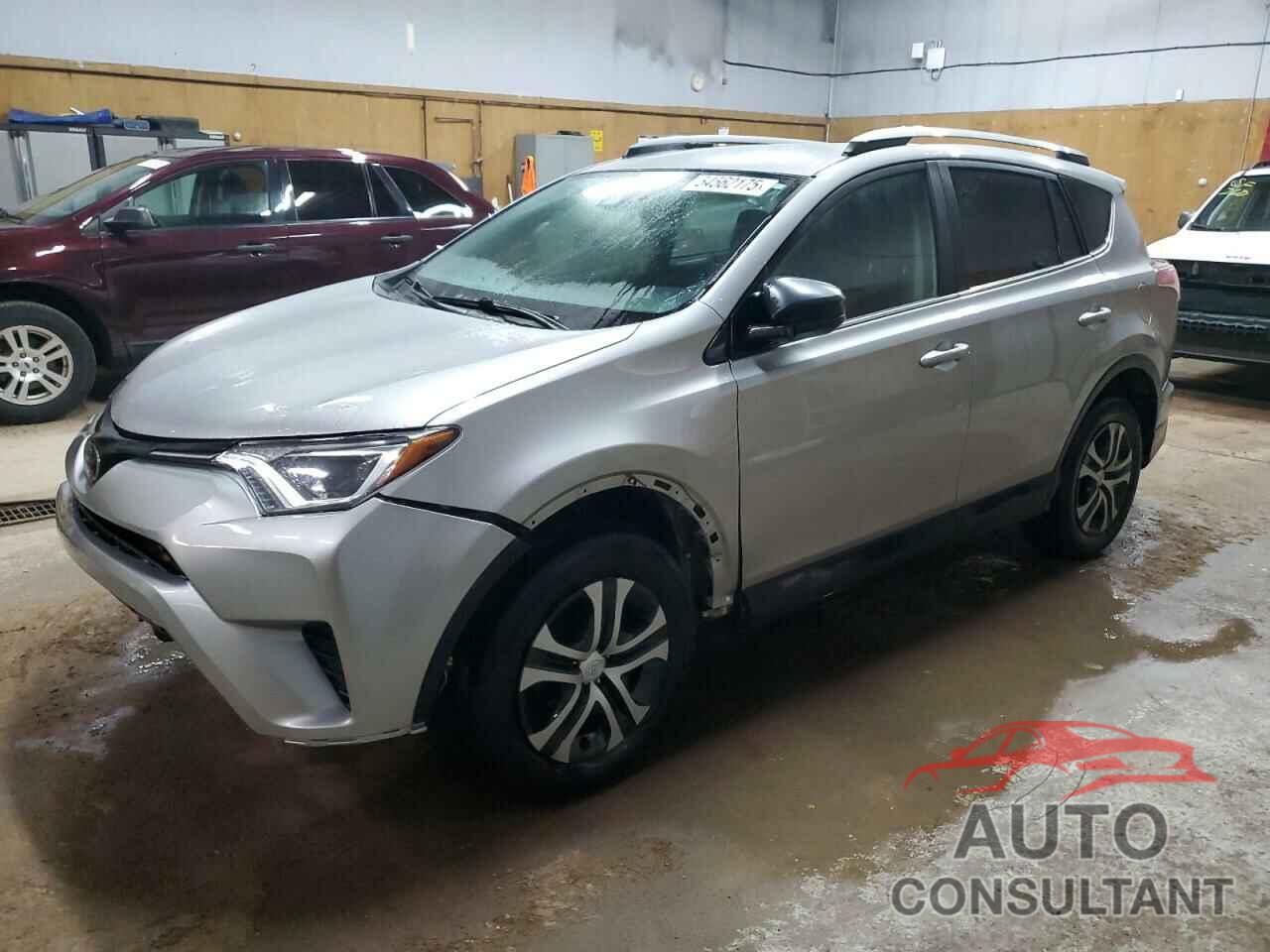 TOYOTA RAV4 2018 - 2T3BFREV0JW717219