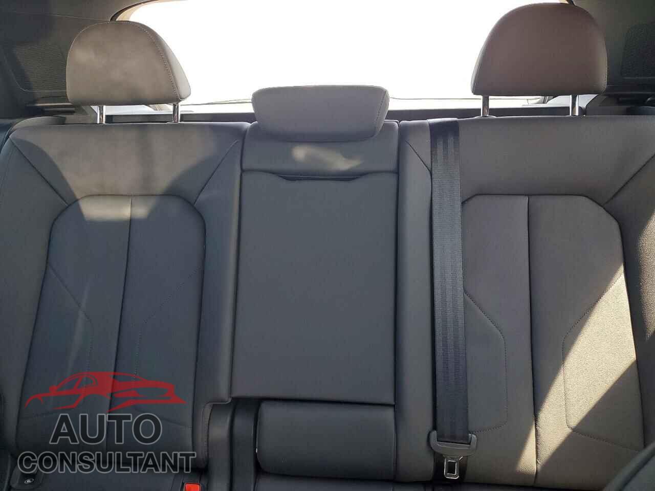 AUDI Q3 2019 - WA1FECF3XK1085371
