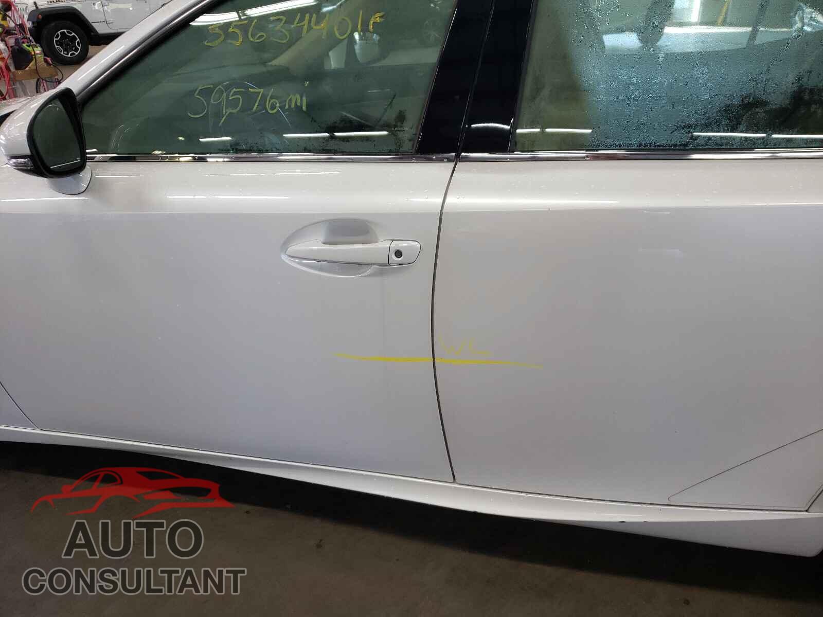LEXUS IS 2016 - JTHCM1D2XG5004619