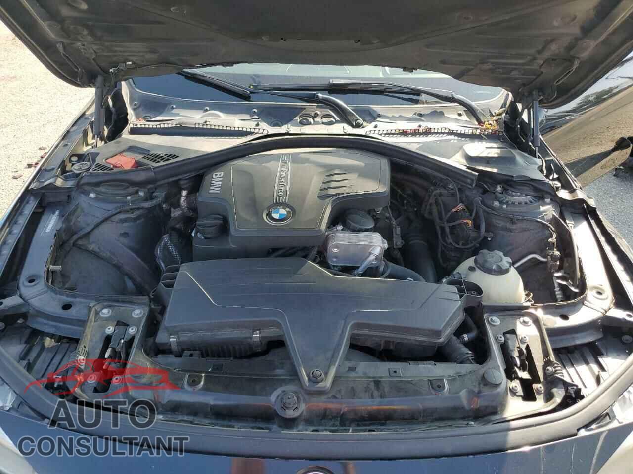 BMW 3 SERIES 2013 - WBA3B3C55DF535616