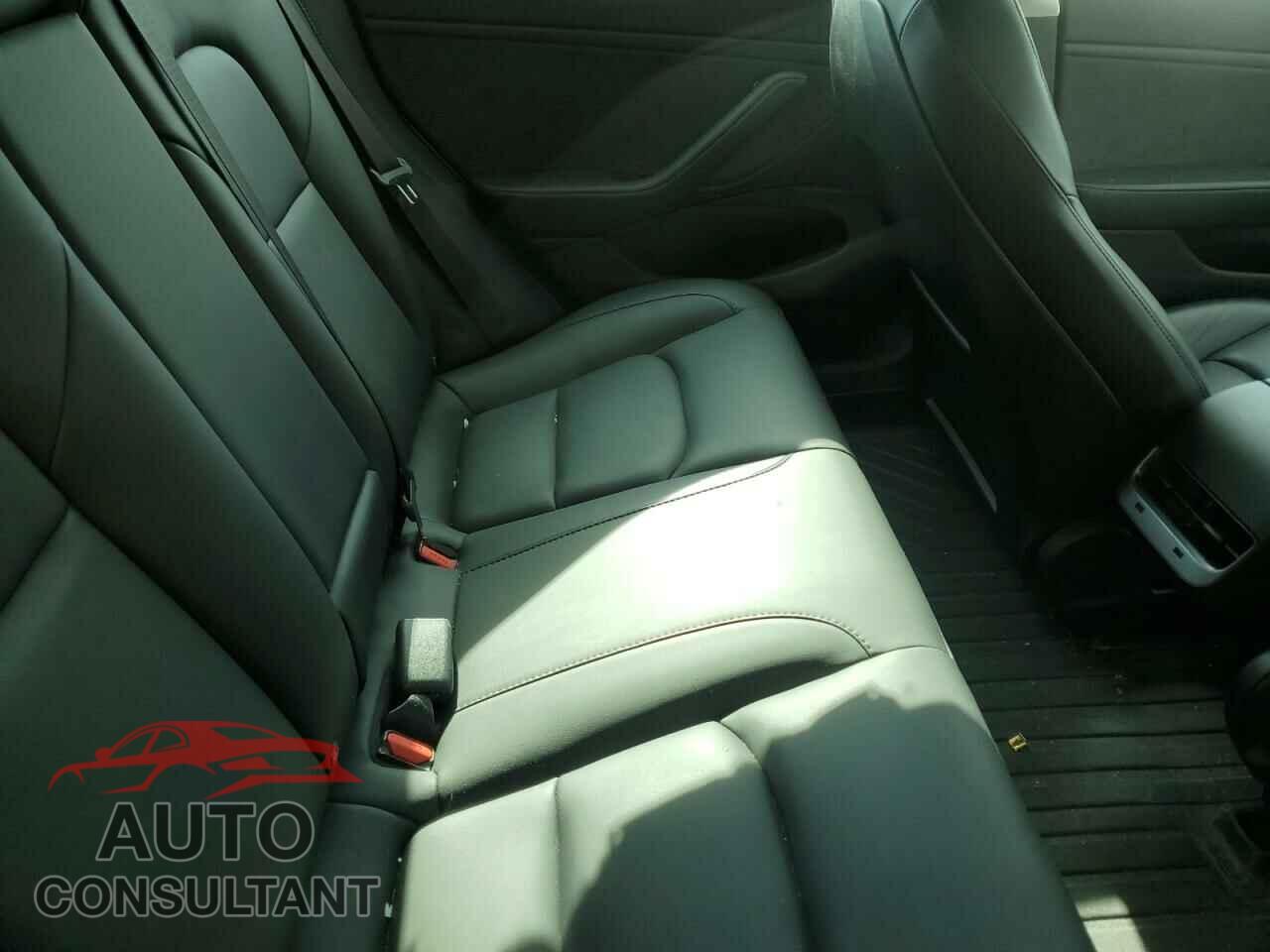 TESLA MODEL 3 2020 - 5YJ3E1EB0LF637541