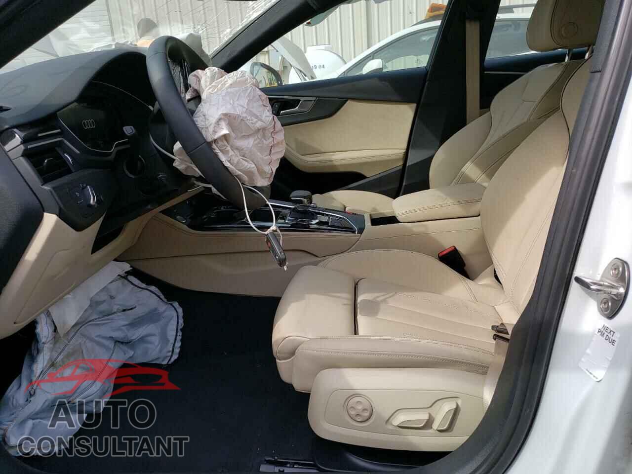 AUDI A4 2022 - WAUEAAF43NN014792