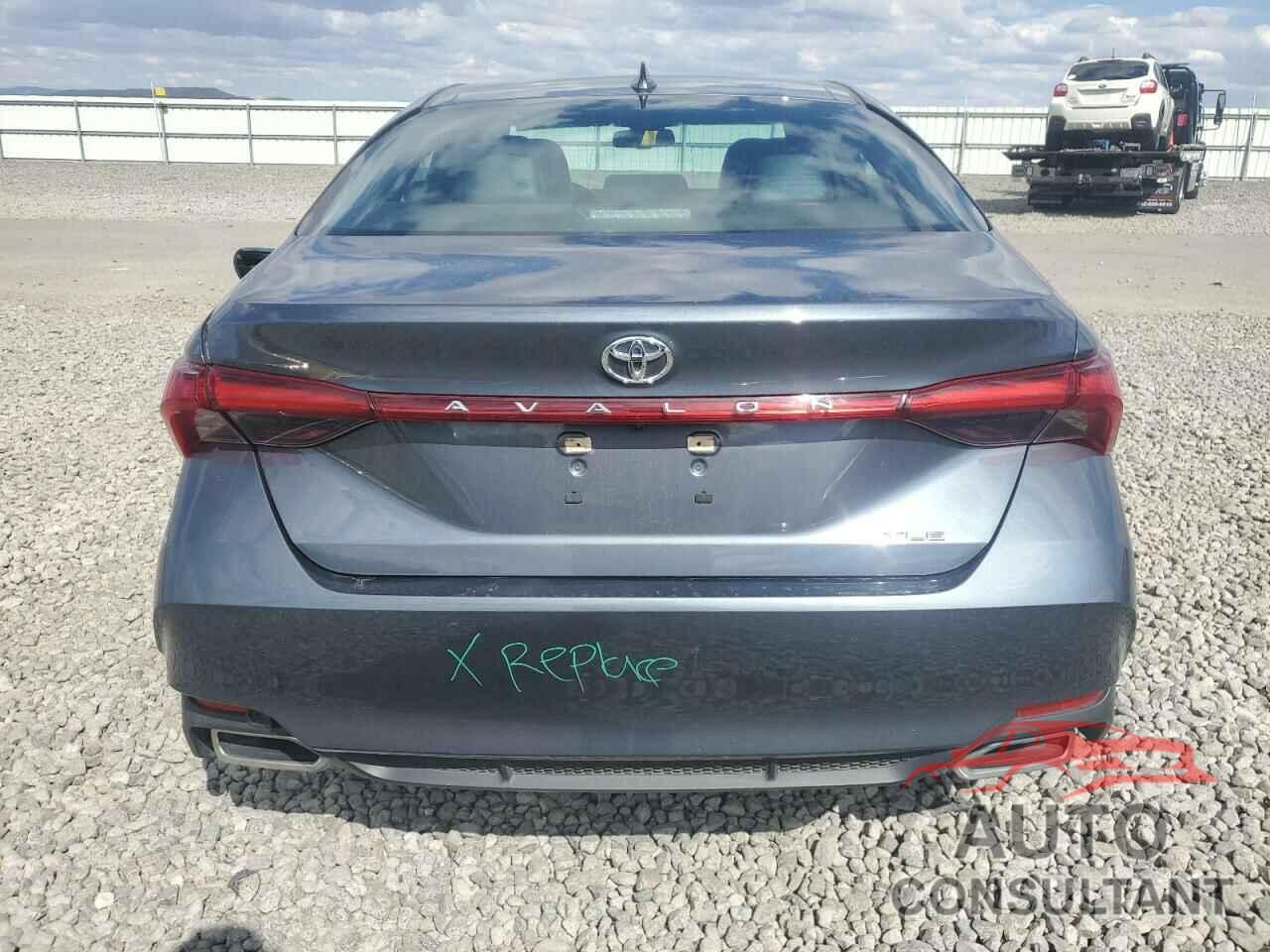 TOYOTA AVALON 2022 - 4T1JZ1FB7NU084791