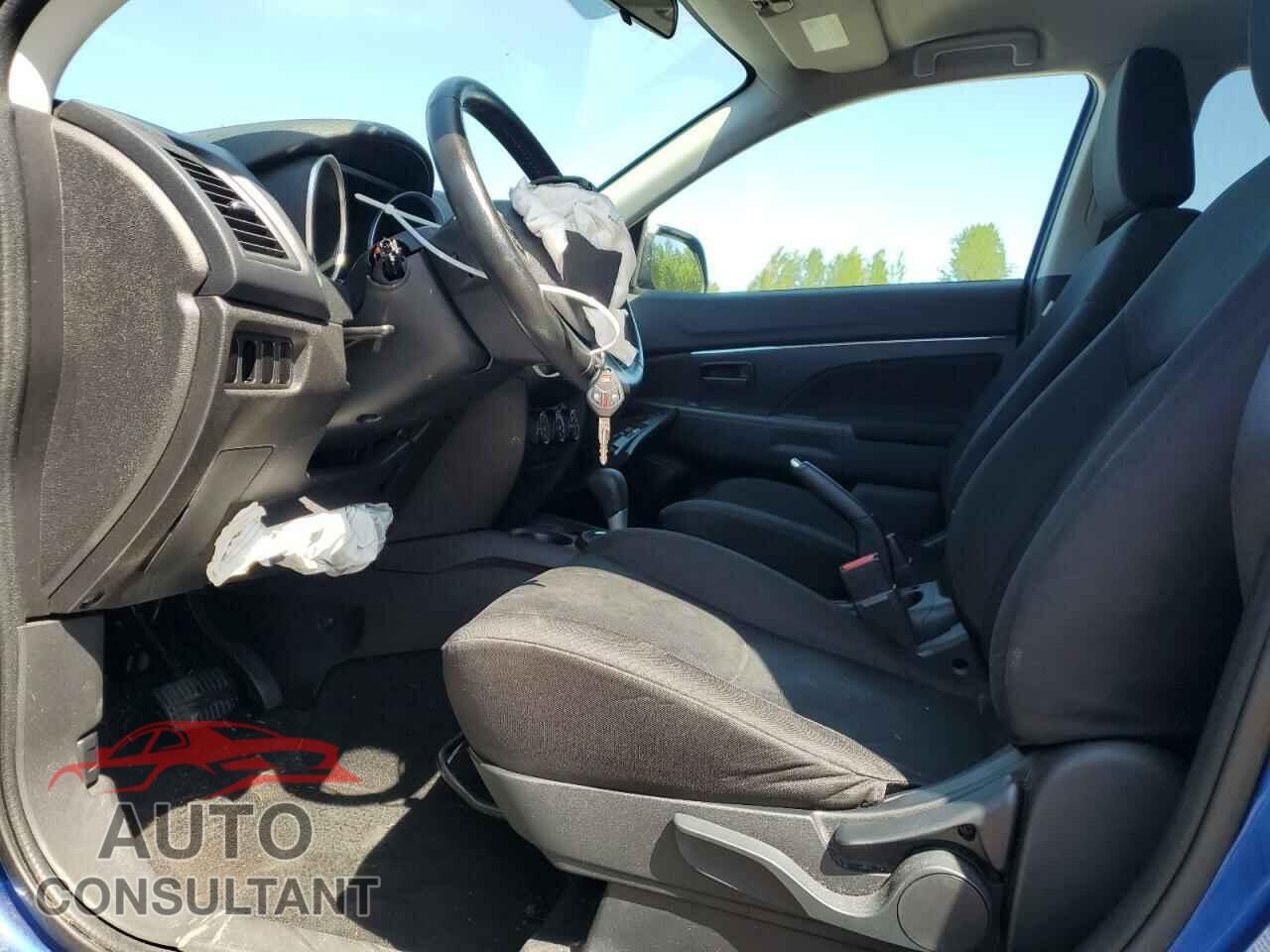 MITSUBISHI OUTLANDER 2015 - 4A4AP3AU3FE002252