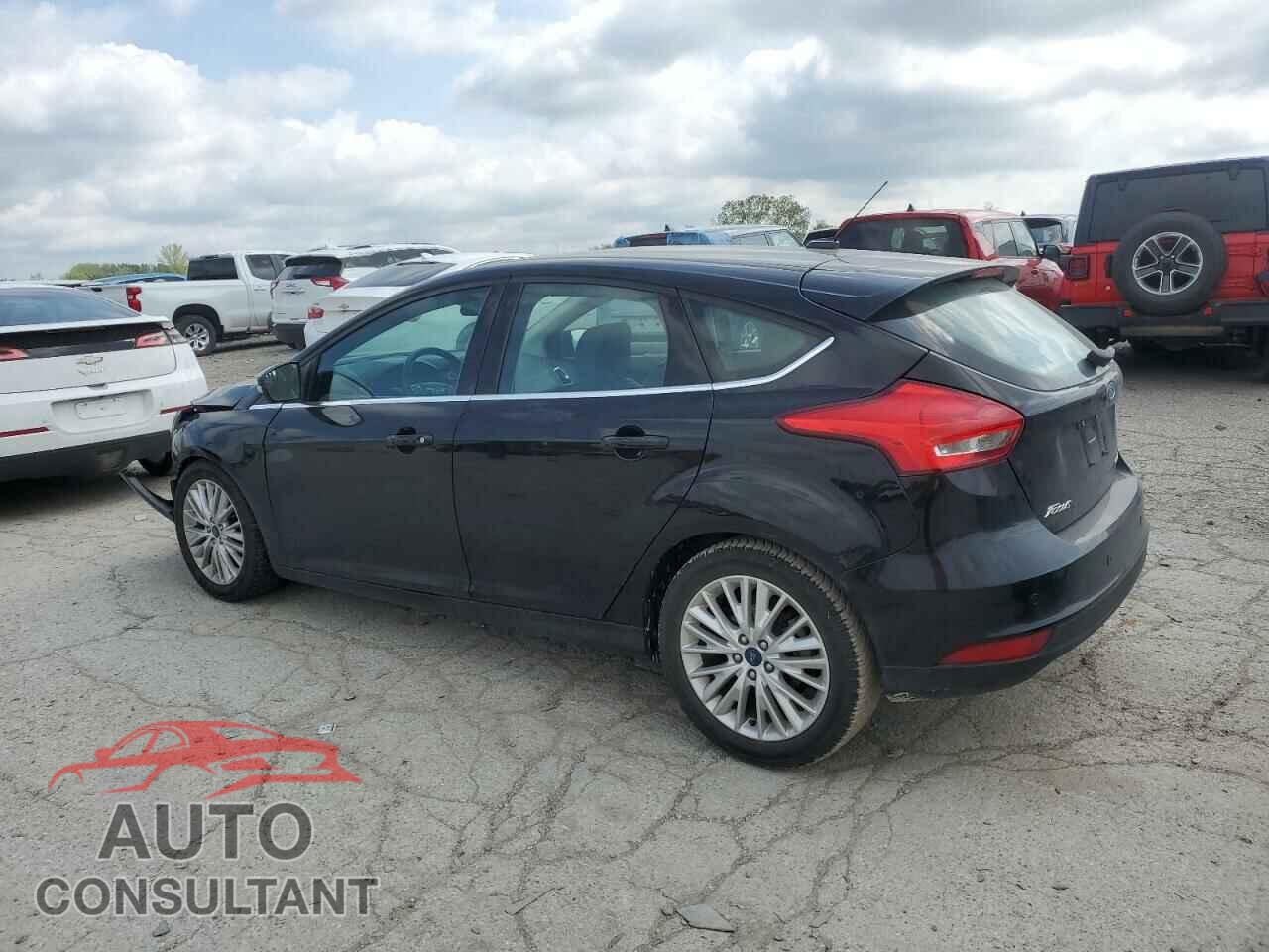 FORD FOCUS 2017 - 1FADP3N29HL229088