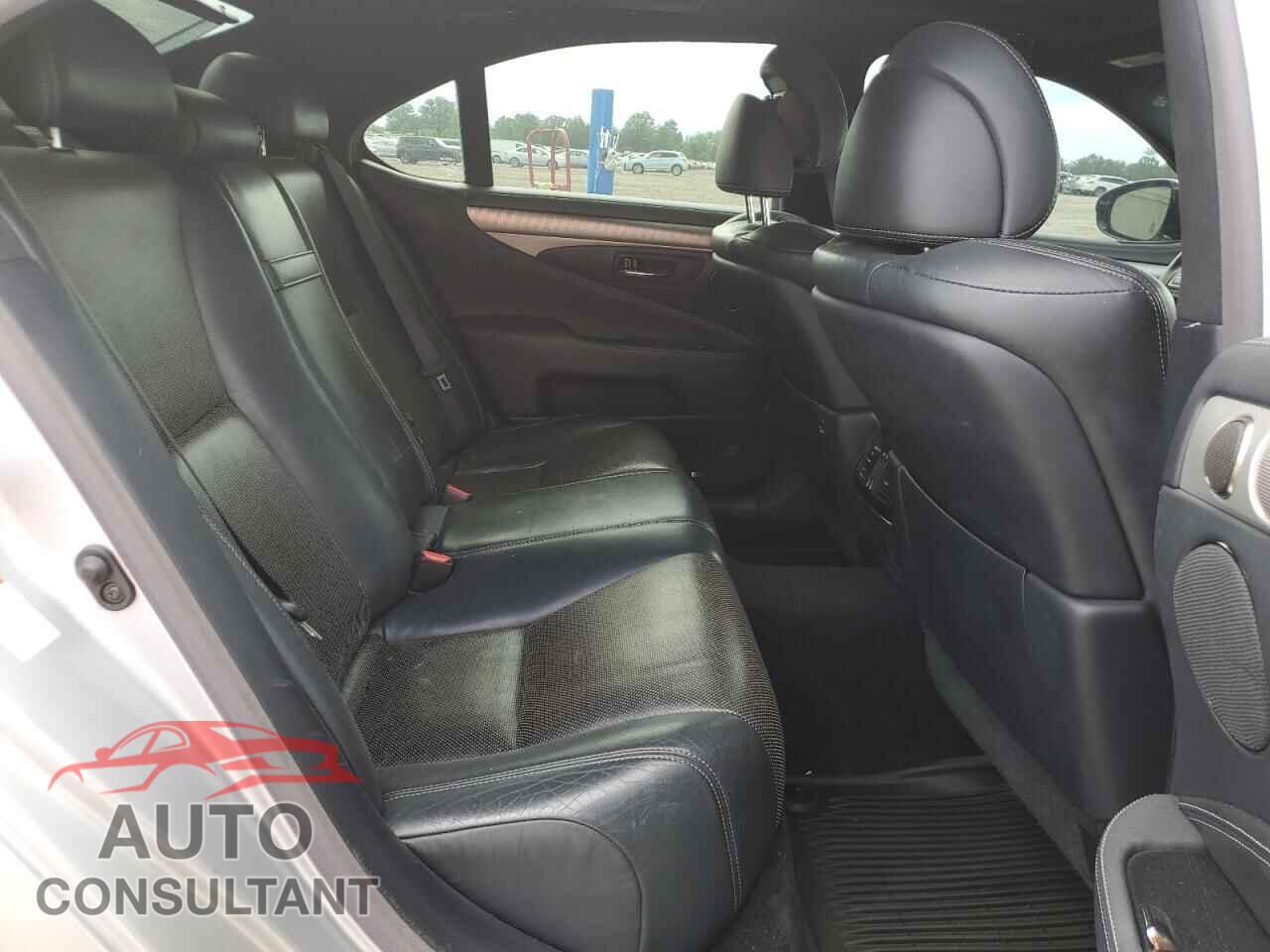 LEXUS LS460 2017 - JTHCL5EFXH5028402