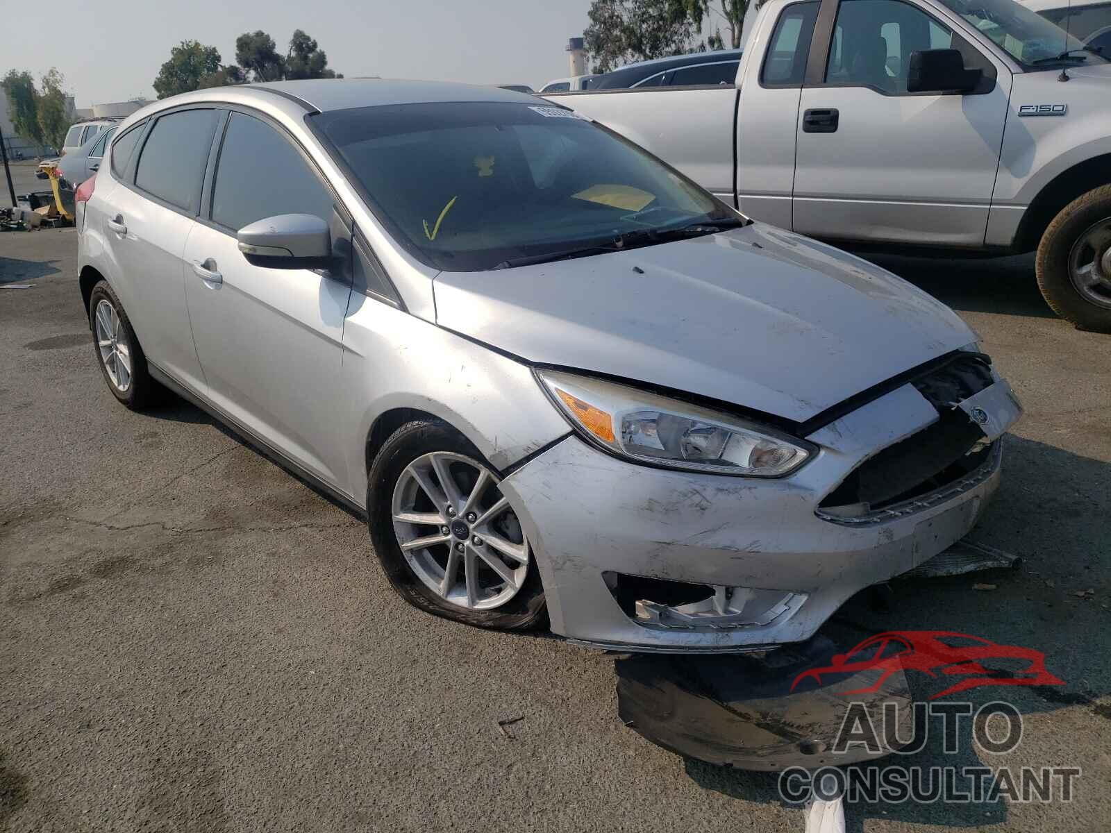 FORD FOCUS 2017 - 1FADP3K28HL216658