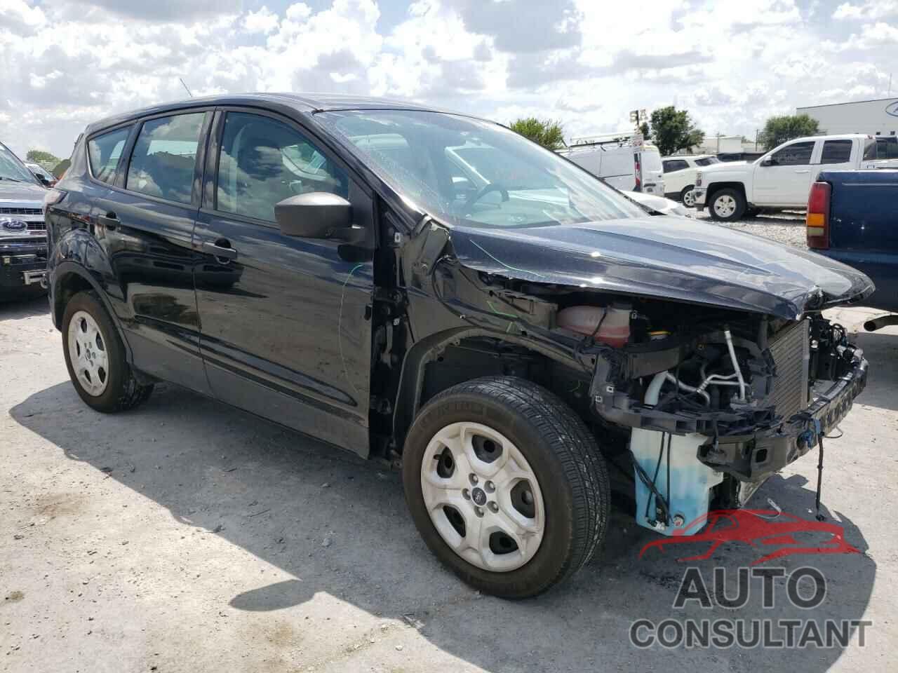 FORD ESCAPE 2018 - 1FMCU0F70JUC43500