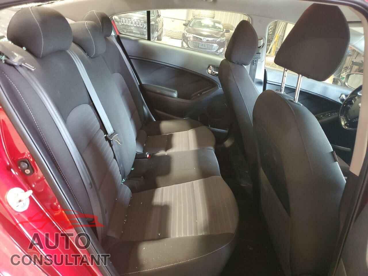 KIA FORTE 2017 - 3KPFL4A78HE058512
